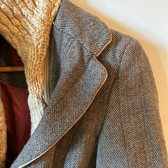 Superdry, The Havking Blazer, Size X-Small, removable neck, soft and Adorable - Picture 3 of 7